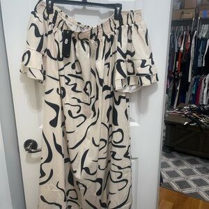 Kara and Kate Off-Shoulder Black and Cream Mini Dress